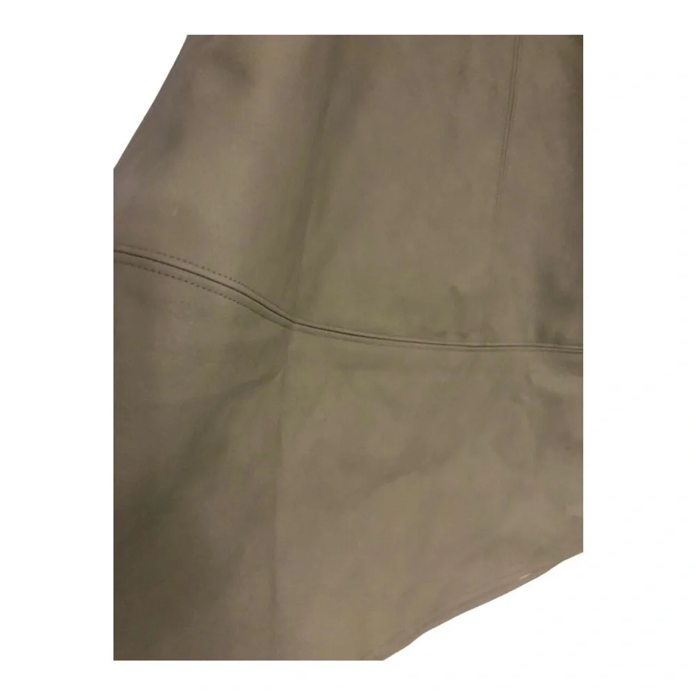 Haute Monde olive green leather look fit and flare belted skirt size large new‎